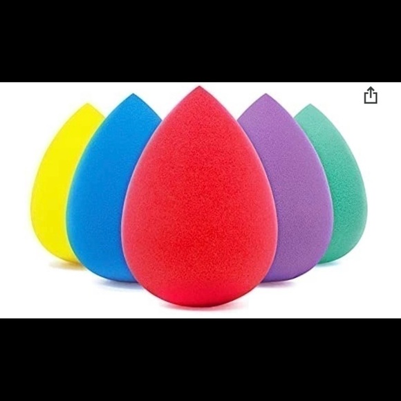 4 pack Makeup Sponges - Picture 1 of 3